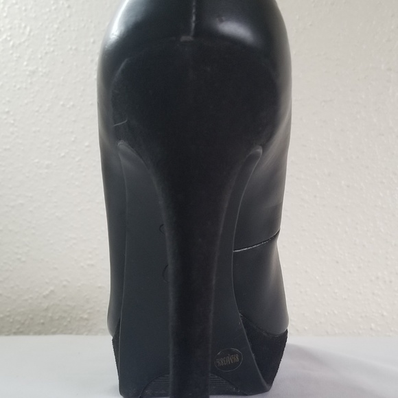 Heels - Picture 5 of 6